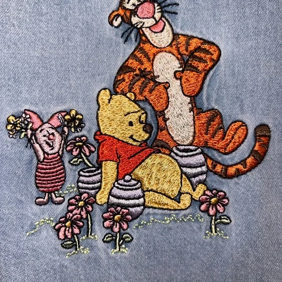 Disney Parks Winnie the Pooh Embroidered Denim Button Up Shirt 1X NWT - Picture 3 of 10